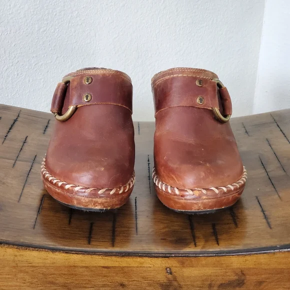 Frye Charlotte Ring Mule Clogs - Picture 2 of 8